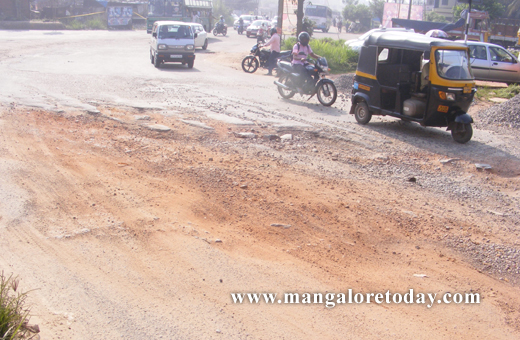 Bad condition of Mangalore Roads